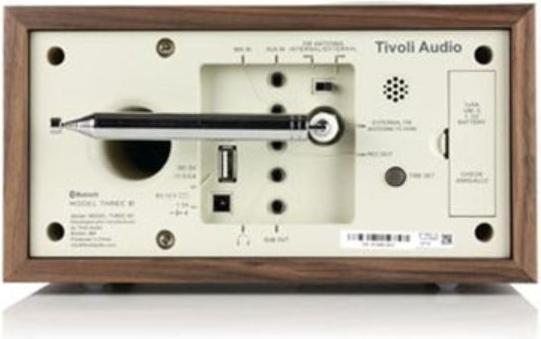 Actual product image Tivoli Audio Audio - Model 3 BT w/ USB - Wekkerradio met Bluetooth - Walnoot/Beige (FM, AM, Bluetooth)