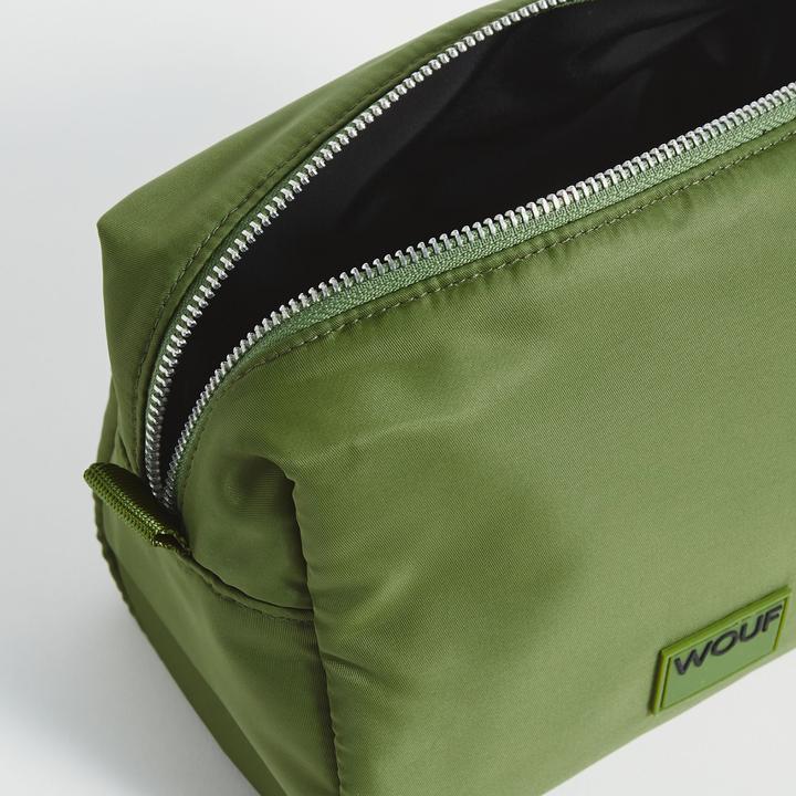 Actual product image Wouf Down Town toiletry bag 27 cm (4 l)