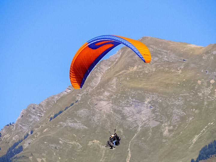 Image du produit Smartbox Vol sensationnel en parapente en tandem au-dessus du massif des Diablerets (1 pers.)