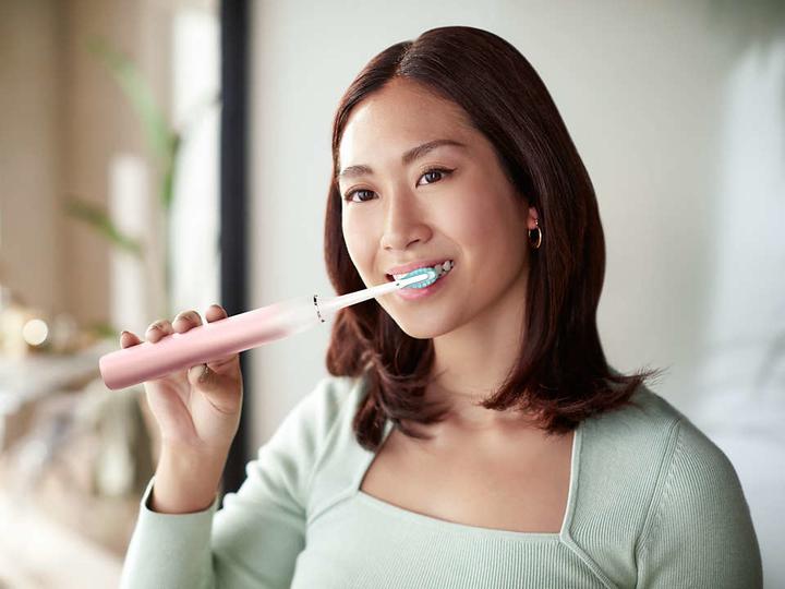 Immagine prodotto Philips Sonicare DiamondClean 9000 Special Edition (Spazzolino sonico)