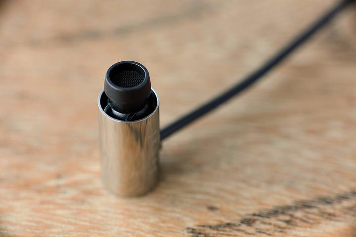 Actual product image FINAL E3000 (Cable)