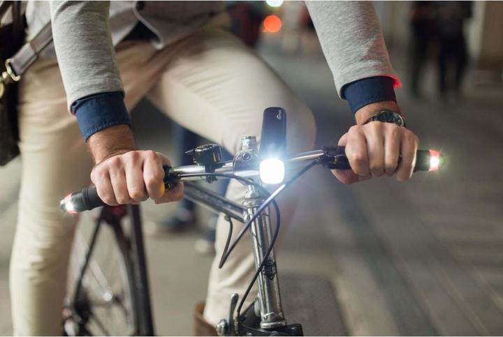 Actual product image CYCL WingLights 360 Clignoteur & Feu latéral pour vélo (fixation magnétique) (30 lm)