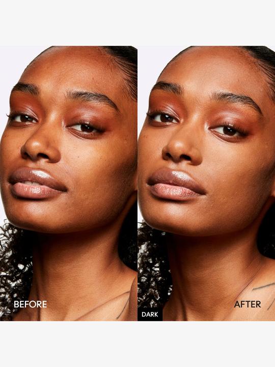 Image du produit MAC Cosmetics Studio F / Blurring Weightl Powder Dark (Moyen Foncé Foncé)