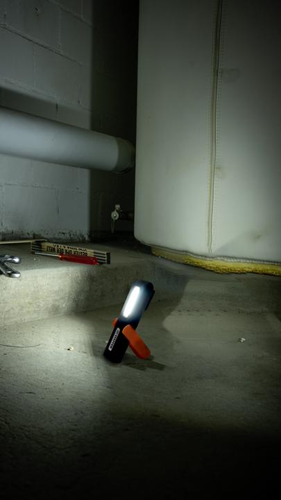 Immagine prodotto Steffen Lampada a mano ricaricabile a LED da 3W (150 lm)