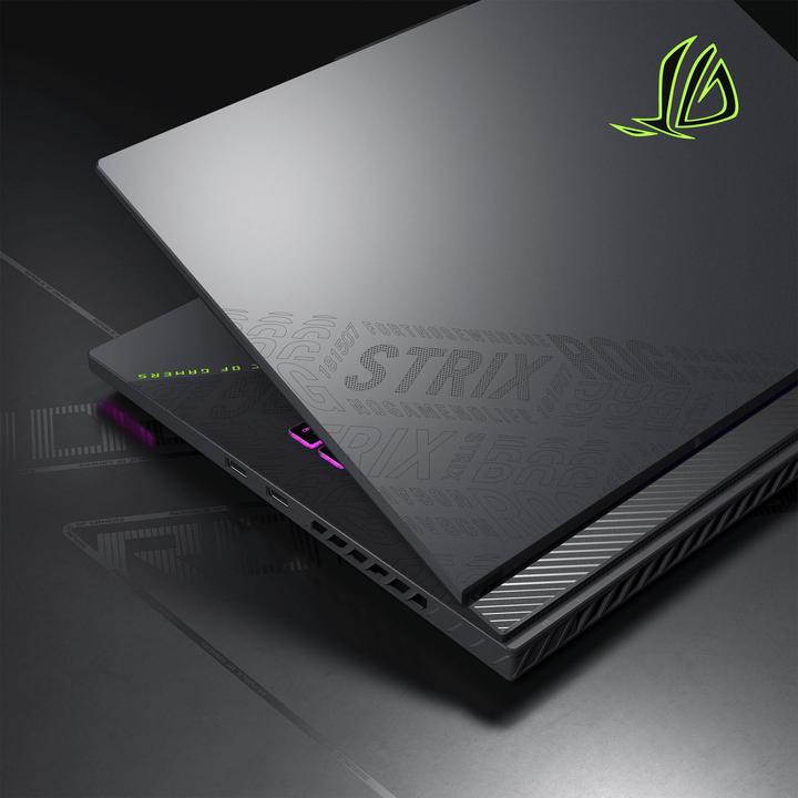 Produktbild ASUS ROG Strix G16 (16", AMD Ryzen 9 8940HX, 32 GB, 1000 GB, CH)