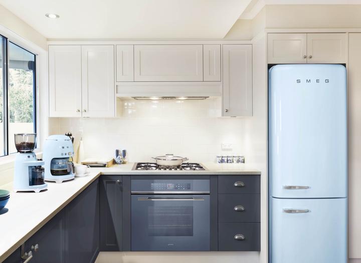 Image du produit Smeg Style rétro FAB32RPB5 (331 l)