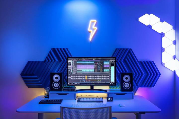 Produktbild Elgato Wifi LED Light Strip (Mehrfarbig, 200 cm, Indoor)