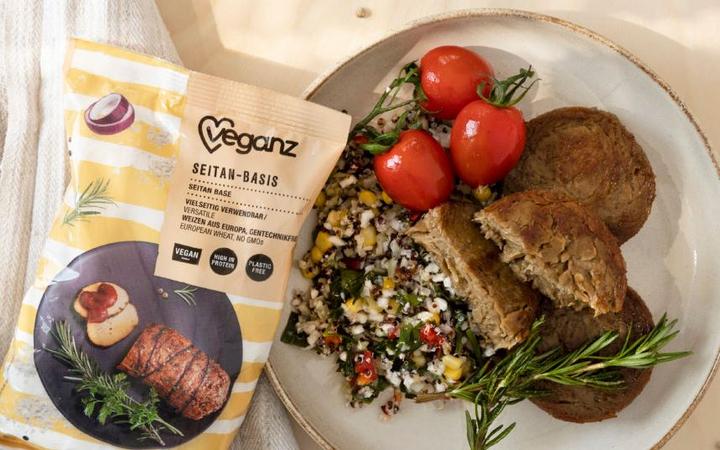 Actual product image Veganz Seitan Base (250 g)
