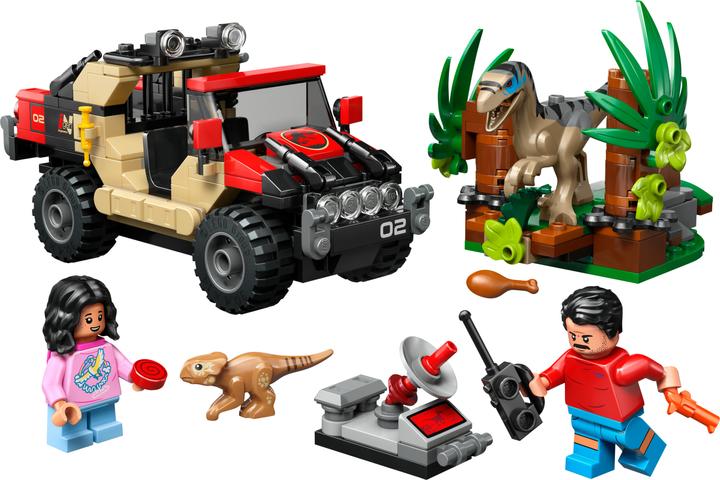 Produktbild LEGO Raptor: Verfolgungsjagd mit dem Geländewagen (76972, LEGO DC)