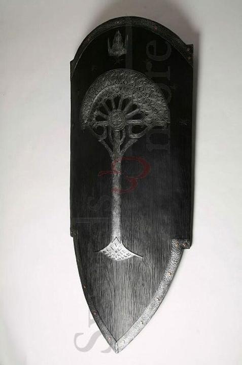 Actual product image United Cutlery Le Seigneur des Anneaux réplique 1/1 bouclier Gondorian Shield 113 cm