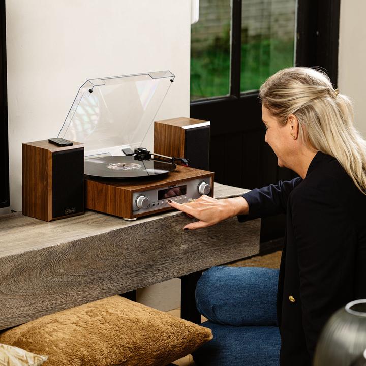 Actual product image Lenco MC-160WD (Bluetooth, Record player, 2x 10 W)
