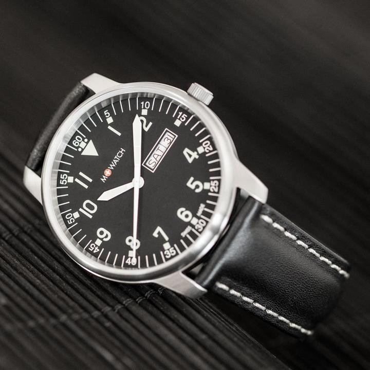 Actual product image M Watch Mondaine aero (Swiss made, Analogue wristwatch, 40 mm)
