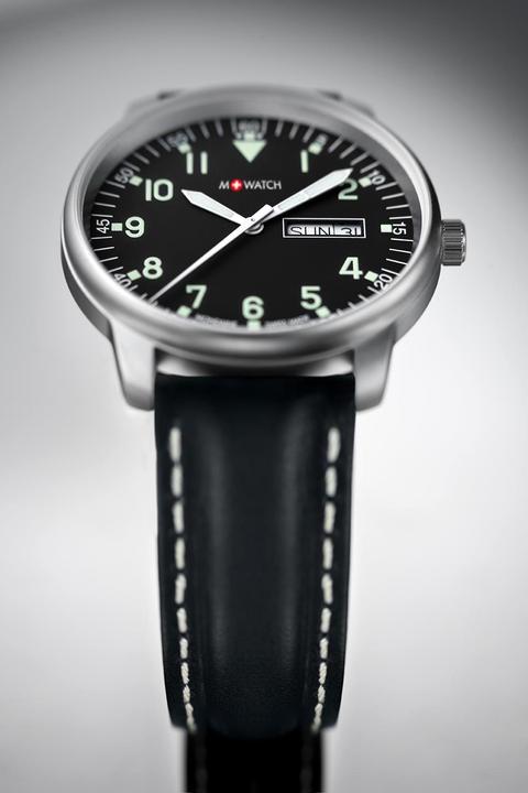 Actual product image M Watch Mondaine aero (Swiss made, Analogue wristwatch, 40 mm)