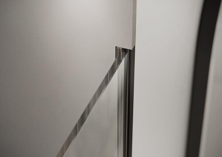 Actual product image Hüppe Seamlite flush-mounted profile without accessories, length:220cm, for 4-corner walk-in side p (210 cm, 10 cm, 10 cm)