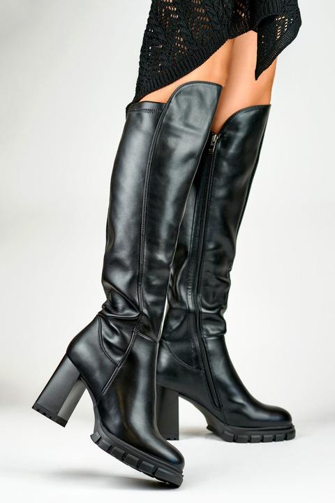 Actual product image Primo Boots with heels model (37)