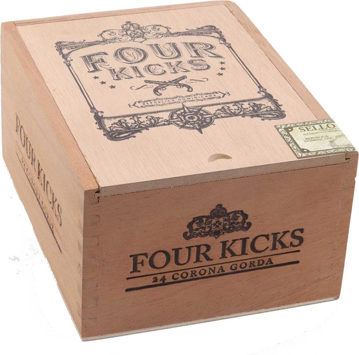Actual product image Crowned Heads Four Kicks Corona Gorda (Corona)
