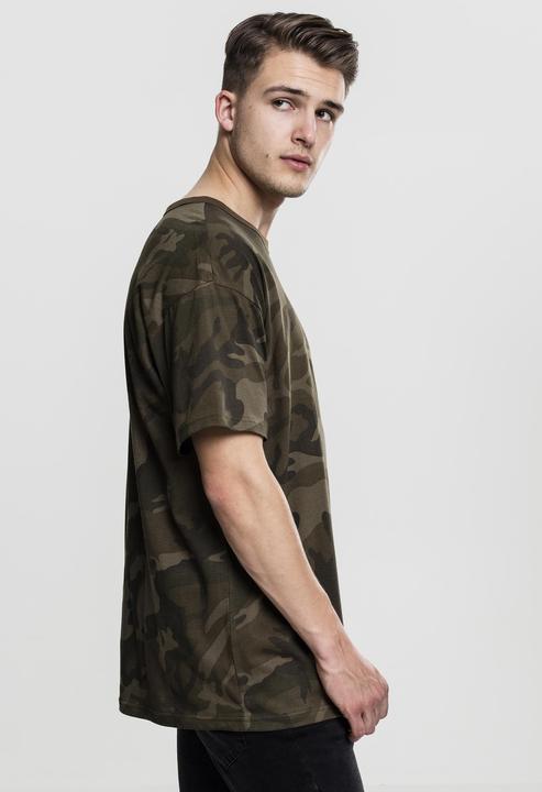 Actual product image Urban Classics Camo Oversized Tee (S)