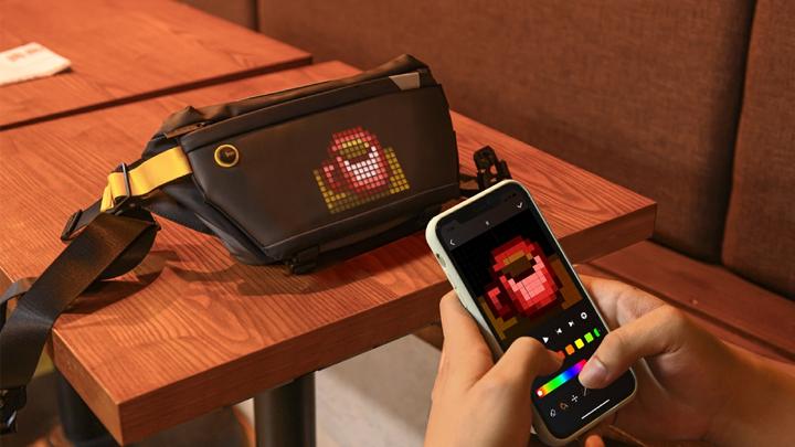 Actual product image Divoom Pixoo