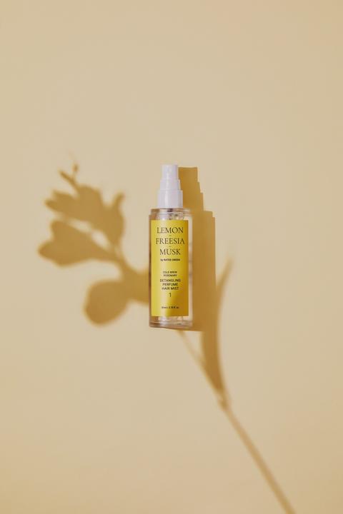 Immagine prodotto Rated Green Nebbia profumata districante per capelli 01 (limone-freesia-muschio)