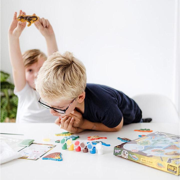 Actual product image Totum Dino Forever - Plaster Casting and Painting