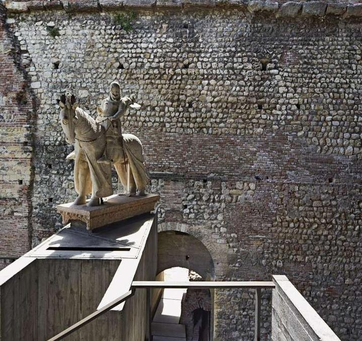 Produktbild Carlo Scarpa, Castelvecchio, Verona (Italienisch, Englisch, Valeria Carullo, Paola Marini, Richard Bryant, Alba Di Lieto, 2016)