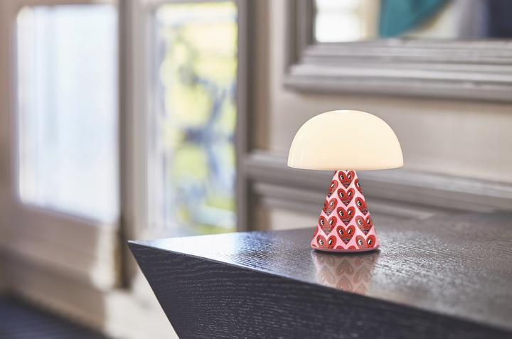 Image du produit Lexon Lampe décorative KEITH HARING LOVE rose