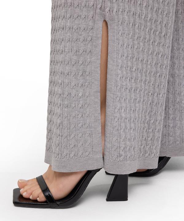 Actual product image Falke FIN Silk Touch Wide Pants w (L)