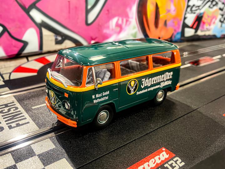 Produktbild Carrera VW Bus T2b