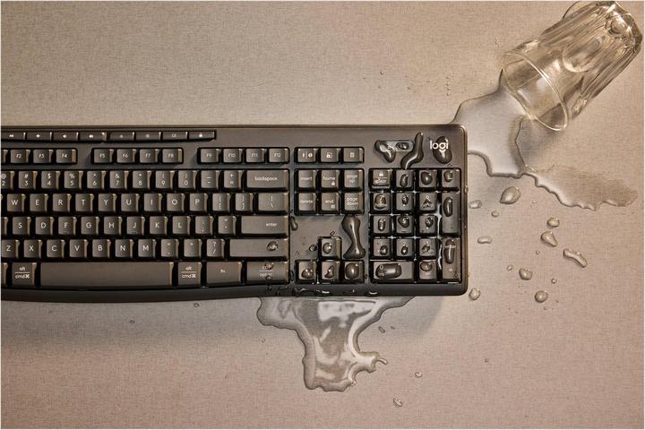 Produktbild Logitech MK370 Combo (Eng. Int., Kabelgebunden)