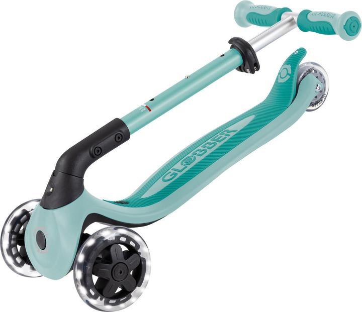 Actual product image Globber Go-Up Baby 360 Lights 3-in-1 children's vehicle