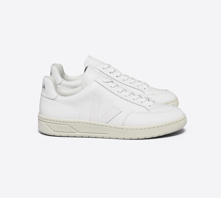 Actual product image Veja V-12 (42)