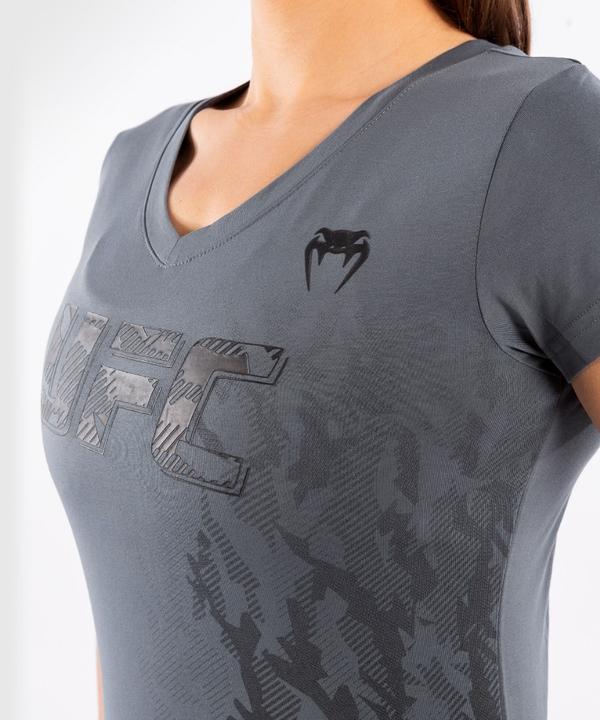 Produktbild UFC | Venum Authentic Fight Week Damen Kurzarm T-Shirt (M)