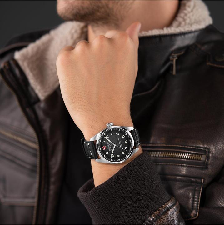 Actual product image Swiss Military Hanowa Herrenuhr (Watch with gemstone, 42 mm)