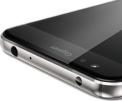 Actual product image Gigaset Me (32 GB, Black, 5", Dual SIM, 16 Mpx, 4G)