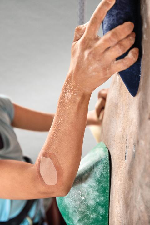 Produktbild Nexcare Max Hold wasserfestes Pflaster (12 x)