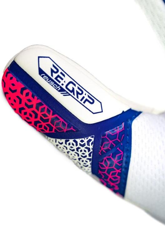 Actual product image Reusch Attrakt RE:GRIP NC (8)