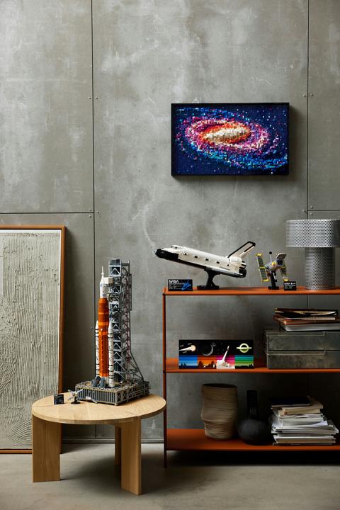 Produktbild LEGO NASA Artemis Startrampe (10341, LEGO Icons, LEGO Seltene Sets)