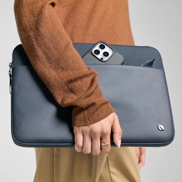 Actual product image Incase A.R.C. Sleeve for 14-inch Laptop - Navy (14", Universal)