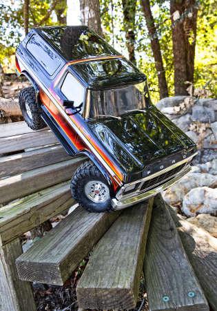 Produktbild Traxxas TRX-4 79 Ford Bronco sunset 1/10 Crawler RTR Brushed, Clipless, ohne Akku und Ladegerät (RTR Ready-to-Run)