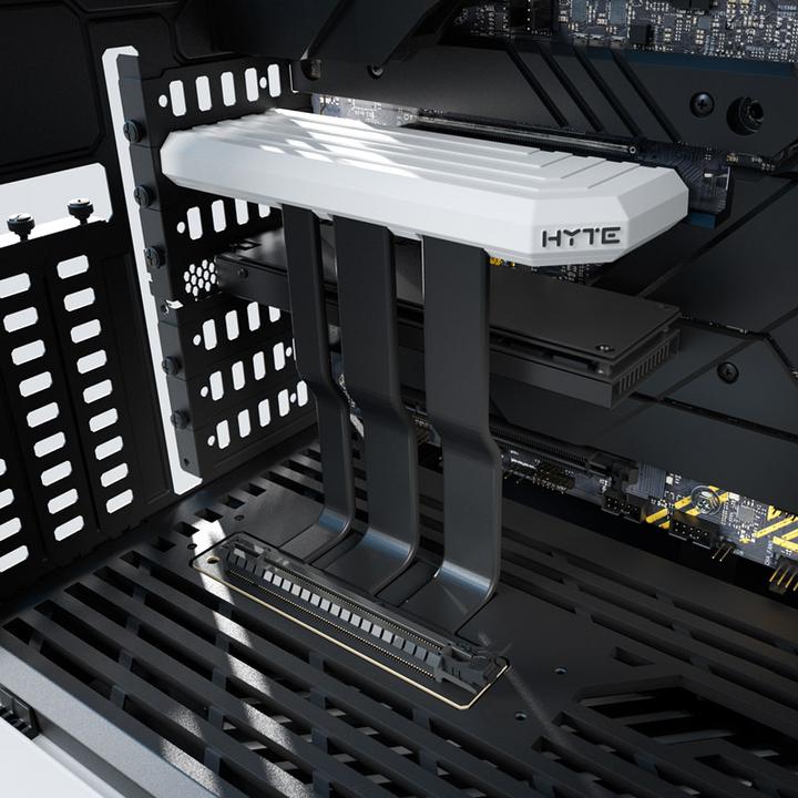 Actual product image Hyte Y60 (mATX, ITX, ATX)