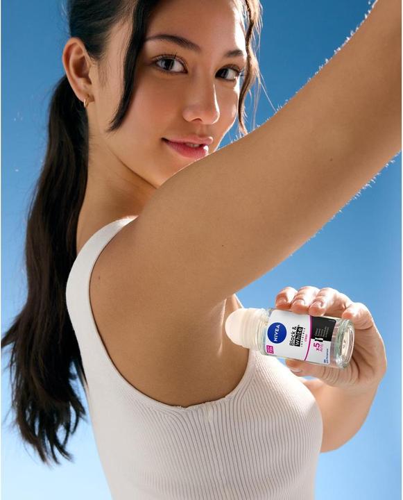Produktbild NIVEA Black & White Invisible (Roll-on, 50 ml)