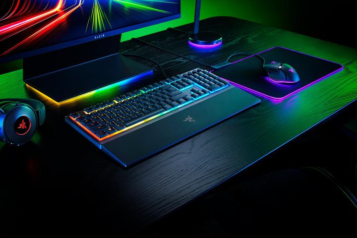 Produktbild Razer Ornata V3 (CH, Kabelgebunden)
