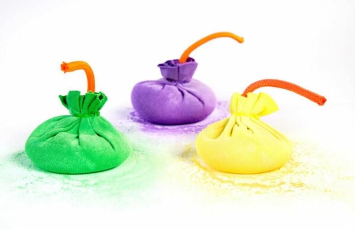Actual product image Champ Chalk bomb (Pink, Yellow, Green, 3 x)