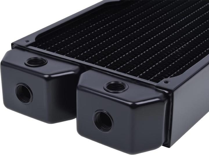 Actual product image Alphacool NexXxoS XT45 Full Copper 420mm (140 mm)
