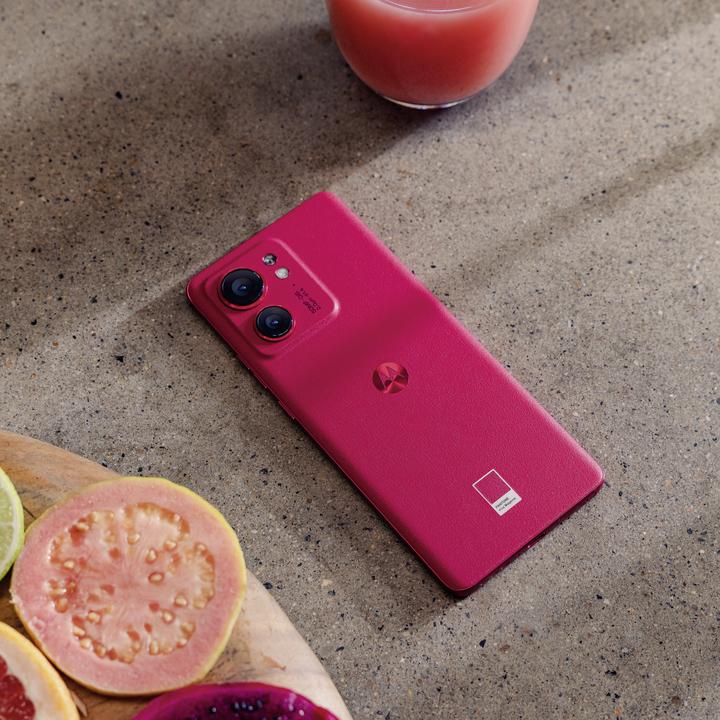 Immagine prodotto Motorola Bordo 40 (256 GB, Viva Magenta, 6.55", Doppia SIM, 50 Mpx, 5G)