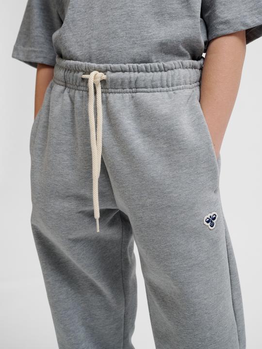 Produktbild hummel Hmljr Loose Sweatpants Bee (128)