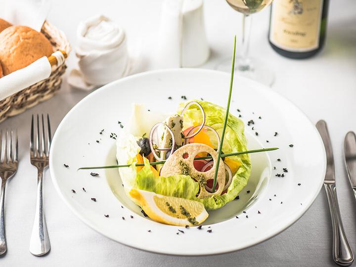 Produktbild Smartbox 4* Flitterwochen in der Schweiz: 1 Nacht mit Gourmet-Dinner für 2 Frischvermählte (2 Pers.)