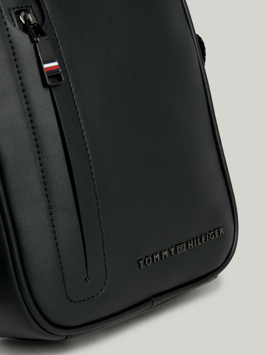 Immagine prodotto Tommy Hilfiger La moderna mini borsa a tracolla da reporter realizzata in PU (100% Poliuretani)