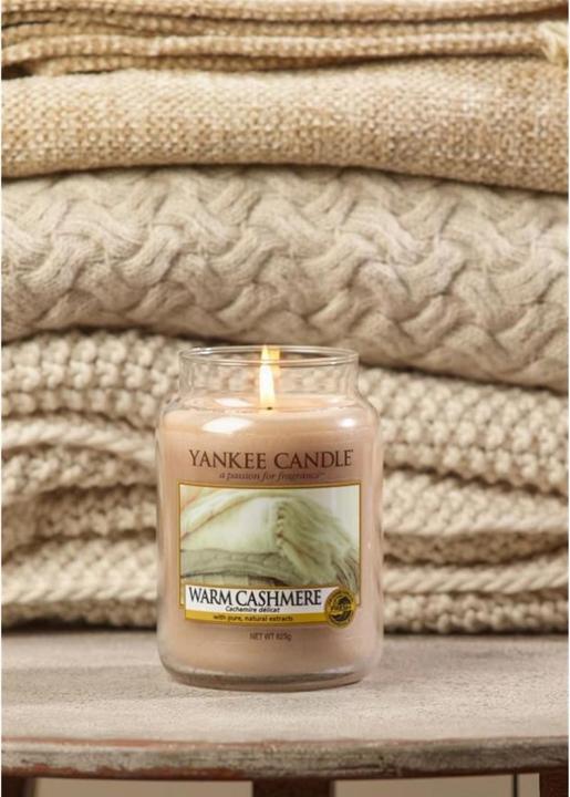 Actual product image Yankee Candle Warm Cashmere (623 g)