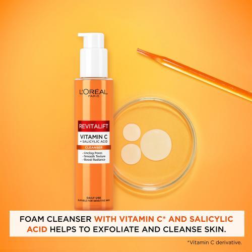 Immagine prodotto L'Oréal Paris Detergente clinico Revitalift alla vitamina C e all'acido salicilico (150 ml)